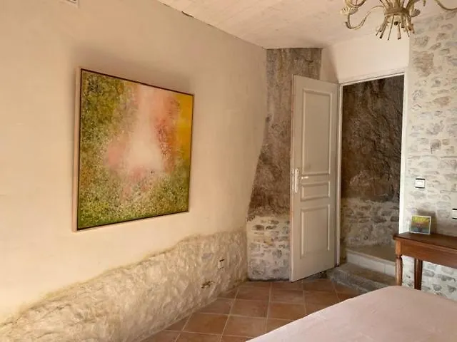Le Balcon De Cabrerets Bed & Breakfast 0*,  France